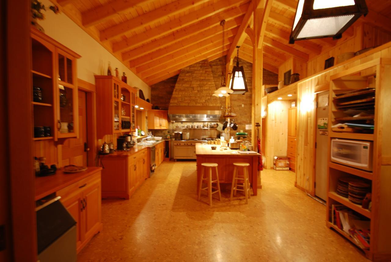 Bear Claw Lodge Kispiox Esterno foto