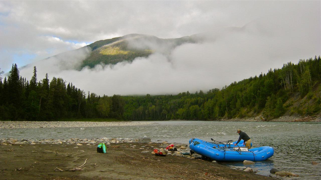 Bear Claw Lodge Kispiox Esterno foto