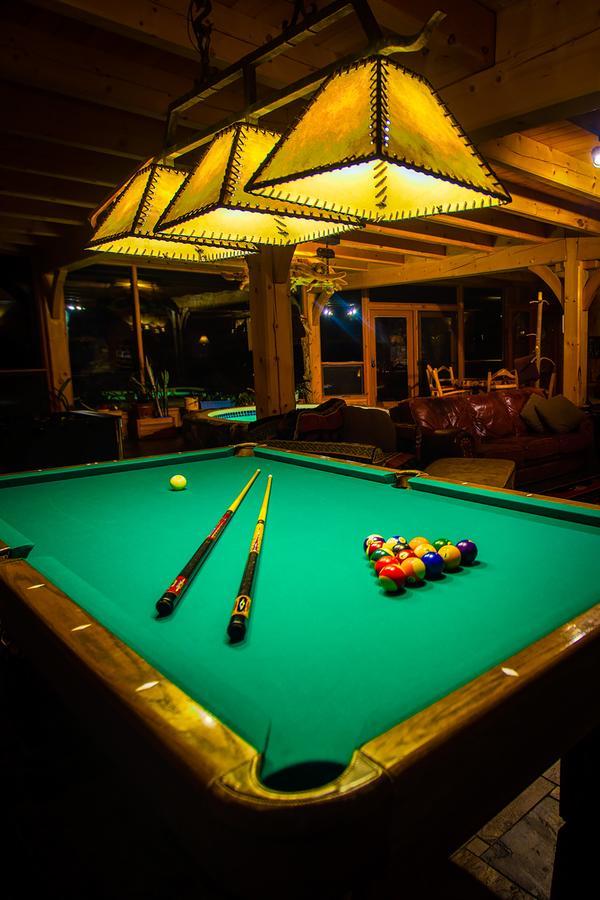 Bear Claw Lodge Kispiox Esterno foto