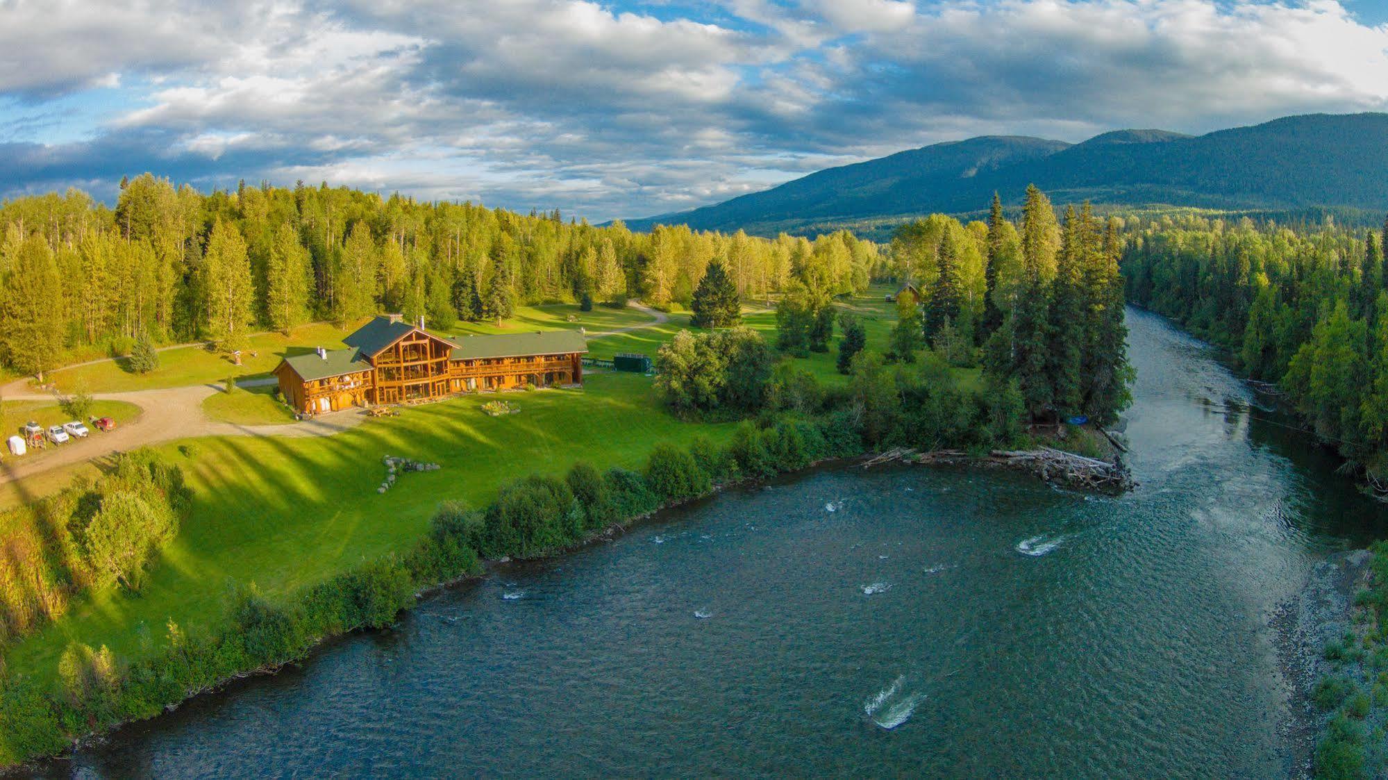 Bear Claw Lodge Kispiox Esterno foto